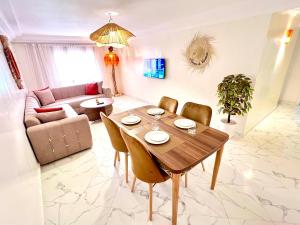 Cosy Downtown Marrakech Stay Calm, AC & Fast WiFi