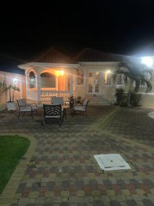Plantation Villa with Pool-5-Min Walk to Plantation Cove