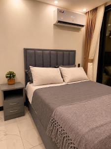 Luxury apartment in Equipetrol - Balcony, Pool, Gym