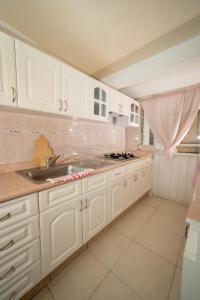 Casa Helen Your retreat in Cuernavaca with a pool