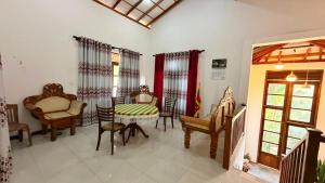 Blissful Chateau Garden View Upper Floor 2BR Apartment Dickwella