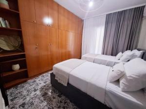 Dhimarko Guest House