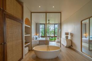 Bonita Bingin - Gorgeous 2BR Arch-Style Villa in Prime Bingin