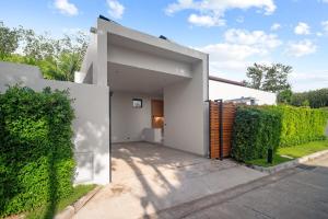 Your 3BDR holiday pool villa in Bangtao Pasak