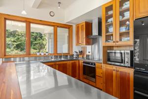 Sheena Apartment