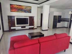 Nanas Bar & Hotel