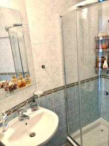 Beachfront Studio Apartment Marina Dinevi