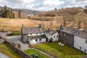 2 Bed in Ambleside oc-lr059