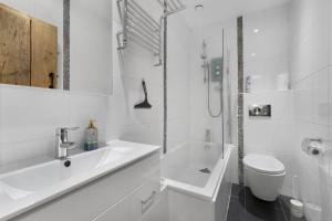 2 Bed in Windermere oc-lr022