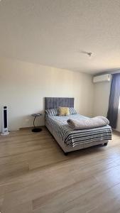 Burdeos Casa nueva Tijuana con aire acondicionado