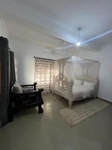 Roshni Apartments