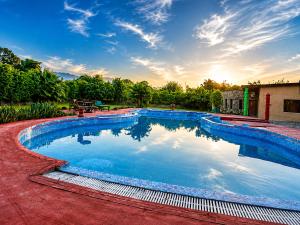 Corbett Soho Resort