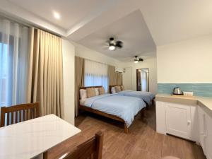Frania Sea Suites