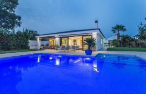 Casa Juan Luxury Piscina