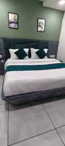 hotel radhe