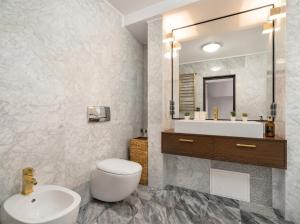 Golden Apartments Warsaw - Elegant & Stylish 3-Floor Apartment - Warsaw Old Town