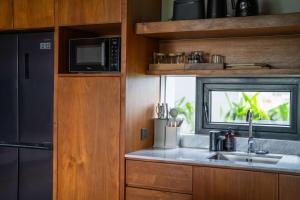 Nava V8 - 3BR Villa Rice Field View in Canggu