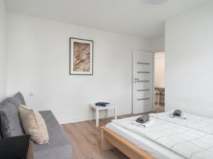 Golden Apartments - City Center - One Bedroom Apartment&Kredytowa