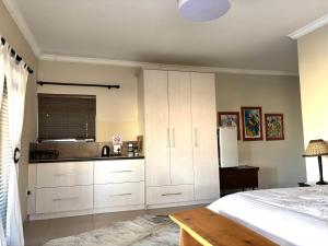 Karibu Omaruru Self-Catering Room