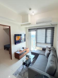2bedroom wBalcony Near MOA