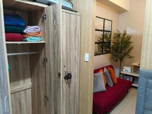 5 minutes walk to Mall SM North Quezon City Manila, Near Trinoma, Philippine Heart Center