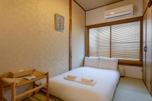 New! Direct access to Namba 茶宸宿 花園町駅まで徒歩圏内