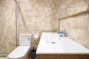 Apartment with harbor view, close to Casa Port & Hassan II