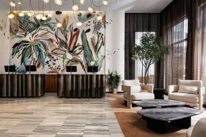 The Lofton Hotel Minneapolis, Tapestry Collection by Hilton