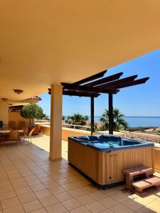 Apartment with large terrace, spa bath & magical views