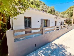 Chorefto Guest House