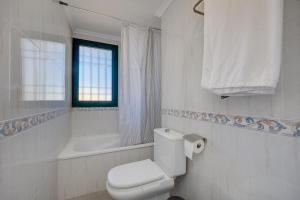 Apartment with Golf Course and Sea Views