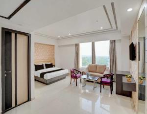 Townhouse Defence Colony Noida