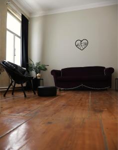 Q Art Noir Relax Residence