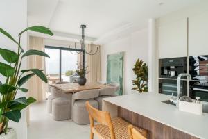 Moana 4 - Luxury Home Private Pool