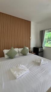 Twinkling Tree Lodge