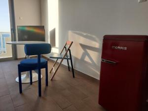 Luminous Seafront Studio - Heart of the City