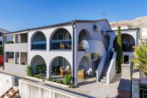 Apartments "I & I"