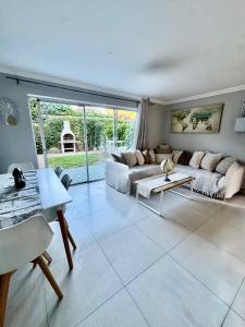 Relax and Enjoy Cape Towns West Coast