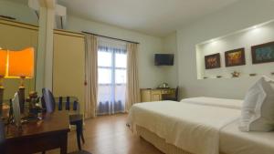 Great Greece Le Convivial Suites