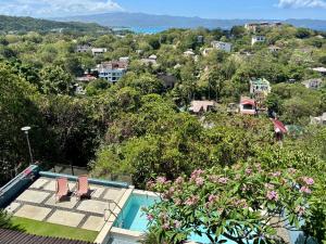 Guest suite VENUS, Boracay, cosy ocean view home with pool