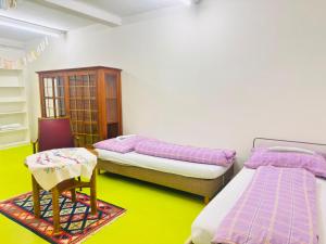 2 Bedroom-Boho-Style-Apartment