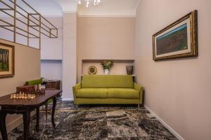 Palazzo Savino Southern Italian Lifestyle - Epoca Collection