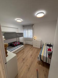 Apartament per famílies, a 1 min de la platja