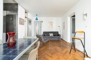 RentPlanet - Apartament Żelazna