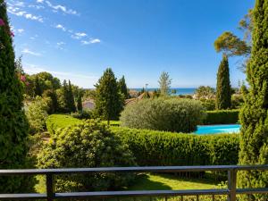 Marbella Beach House with Private Garden in Peaceful Area Close to Everything - Magnolia Properties