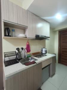 Cheryls Modern studio 19B t1