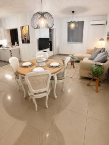 ALIA SeaView Apartment