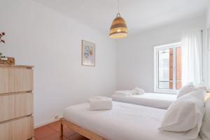 Seabreeze Duplex – Beach & Terrace