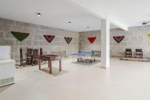 Calejo House – Pool & Sports & Grill Retreat