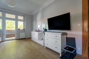 Apartament Centrum Kłodzko - Stara i Piękna Kamienica - ulica Okrzei, Spokój, Parking, Przestronnie, NOWOŚĆ